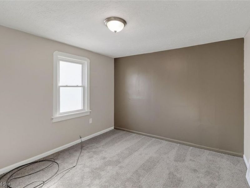 13305 Harvard Avenue , Cleveland, OH 44105 Photo 26