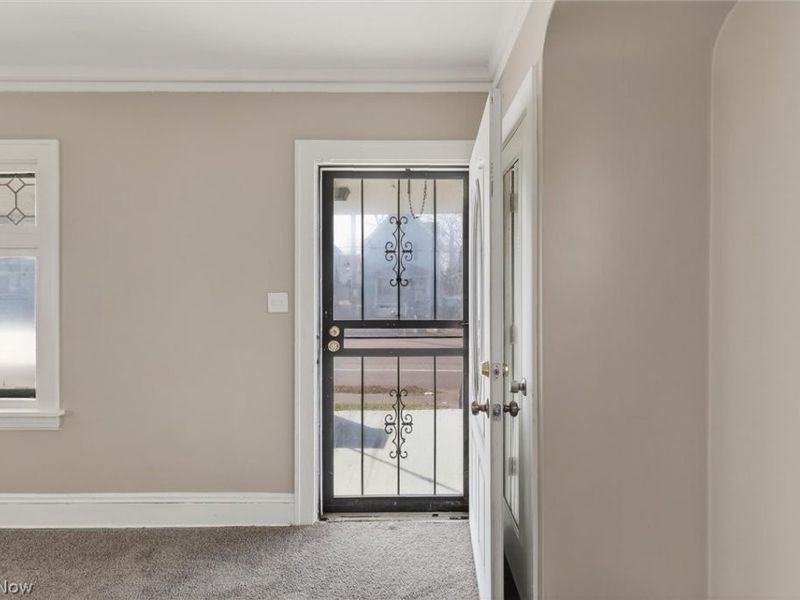 13305 Harvard Avenue , Cleveland, OH 44105 Photo 3