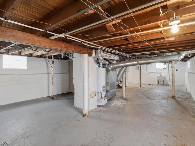 13305 Harvard Avenue , Cleveland, OH 44105 Photo 35