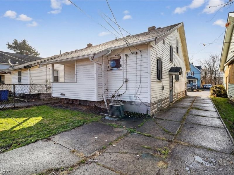 13305 Harvard Avenue , Cleveland, OH 44105 Photo 39