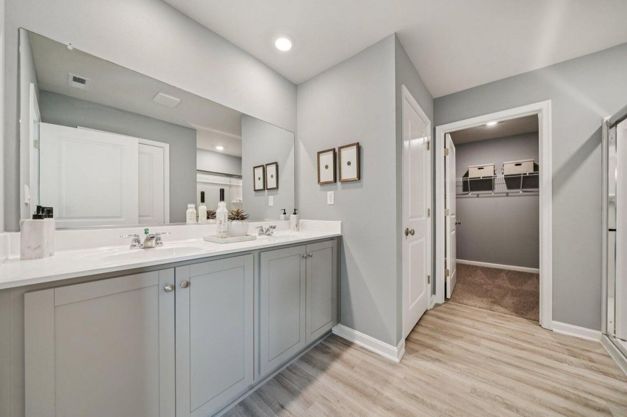 809 Baywood Lane Photo 6