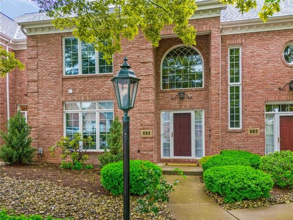 803 Sheriffs Court, McMurray, PA 15317