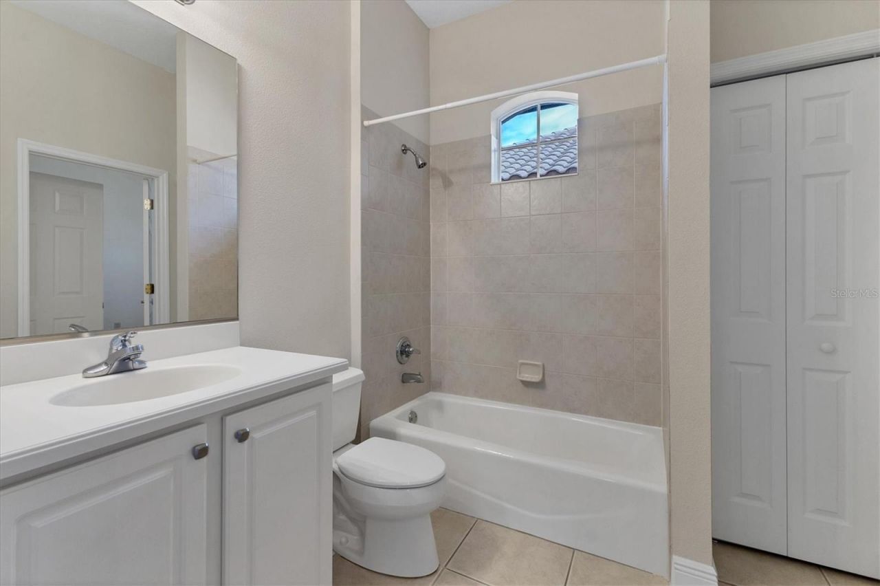 8411 Miramar Way, Unit 202, Lakewood Ranch, FL 34202 Photo