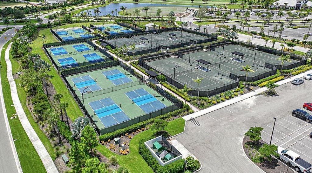 15246 Contenta Loop , Bradenton, FL 34211 Photo