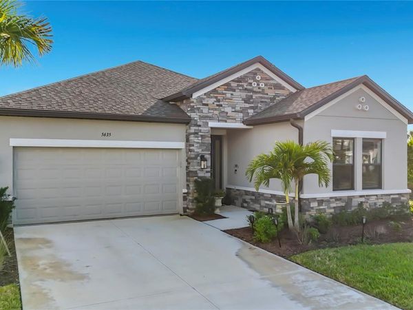5635 BLUE REEF PLACE , NOKOMIS, FL 34275
