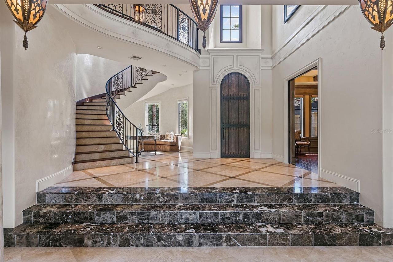 6142 Grosvenor Shore Drive, Windermere, FL 34786 Photo