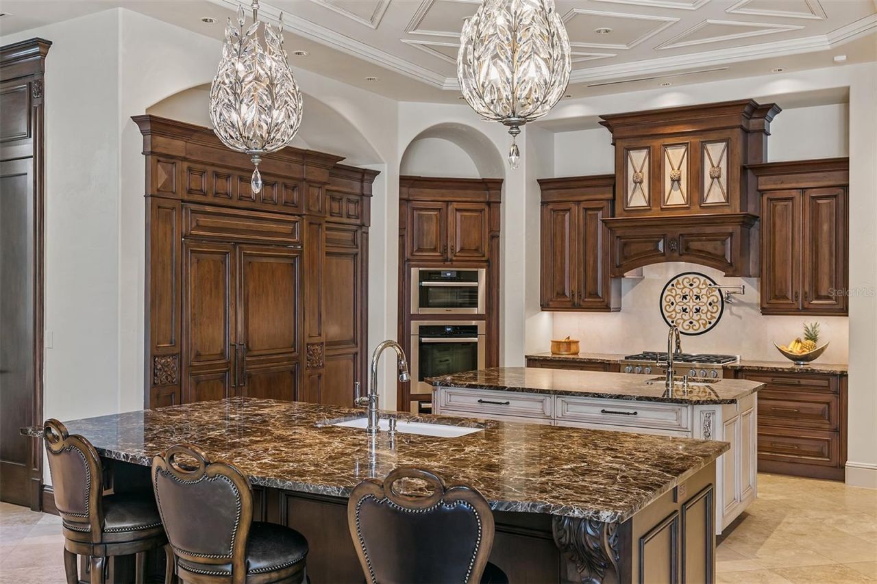 6142 Grosvenor Shore Drive, Windermere, FL 34786 Photo