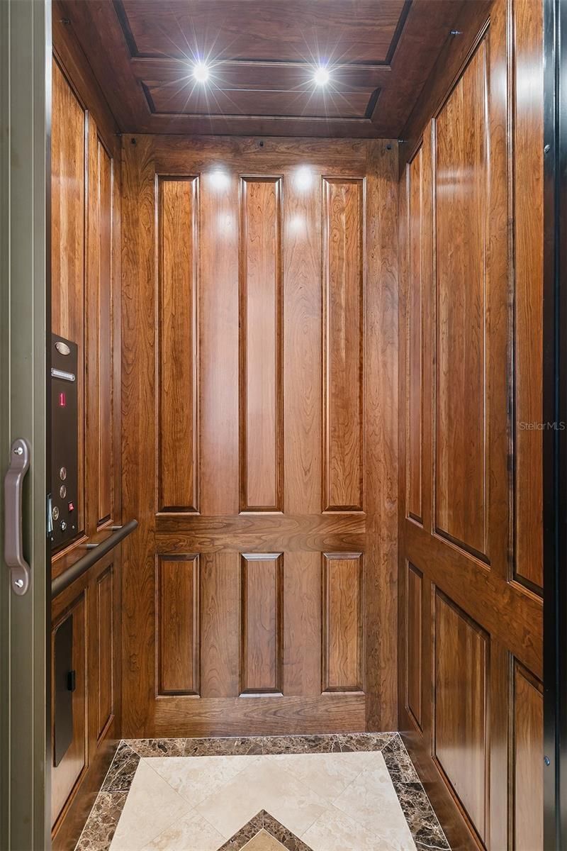 6142 Grosvenor Shore Drive, Windermere, FL 34786 Photo