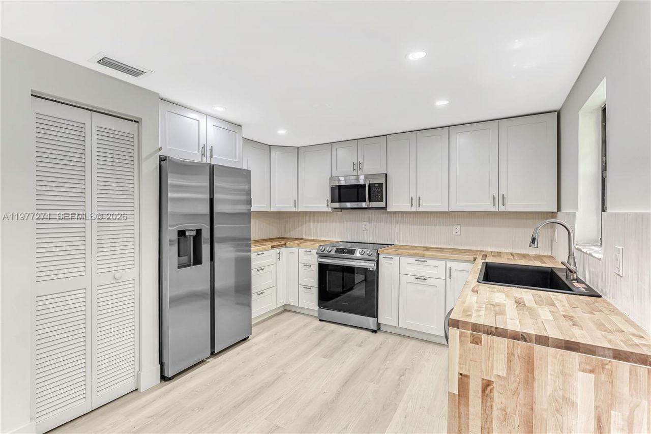 7829 La Mirada Dr , Boca Raton, FL 33433 Photo