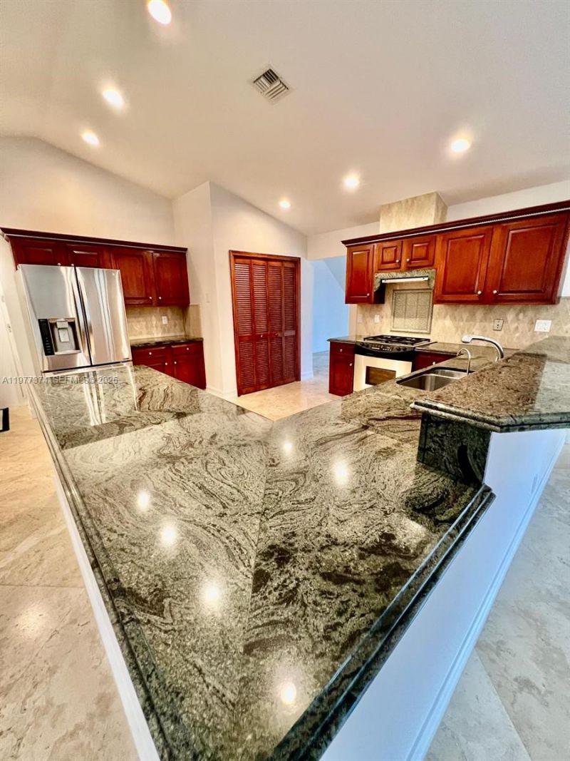 6083 Vista Linda Ln , Unit 6083, Boca Raton, FL 33433 Photo