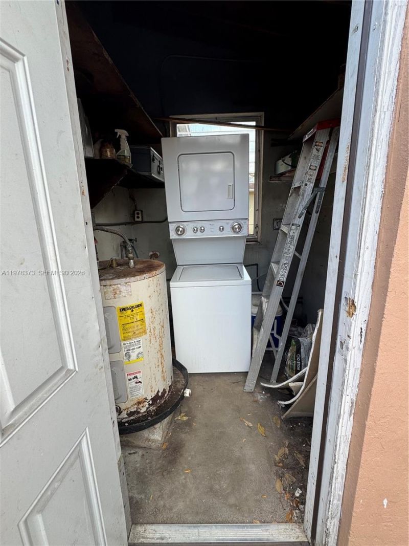 330 NW 23rd Ct, Miami, FL 33125 Photo