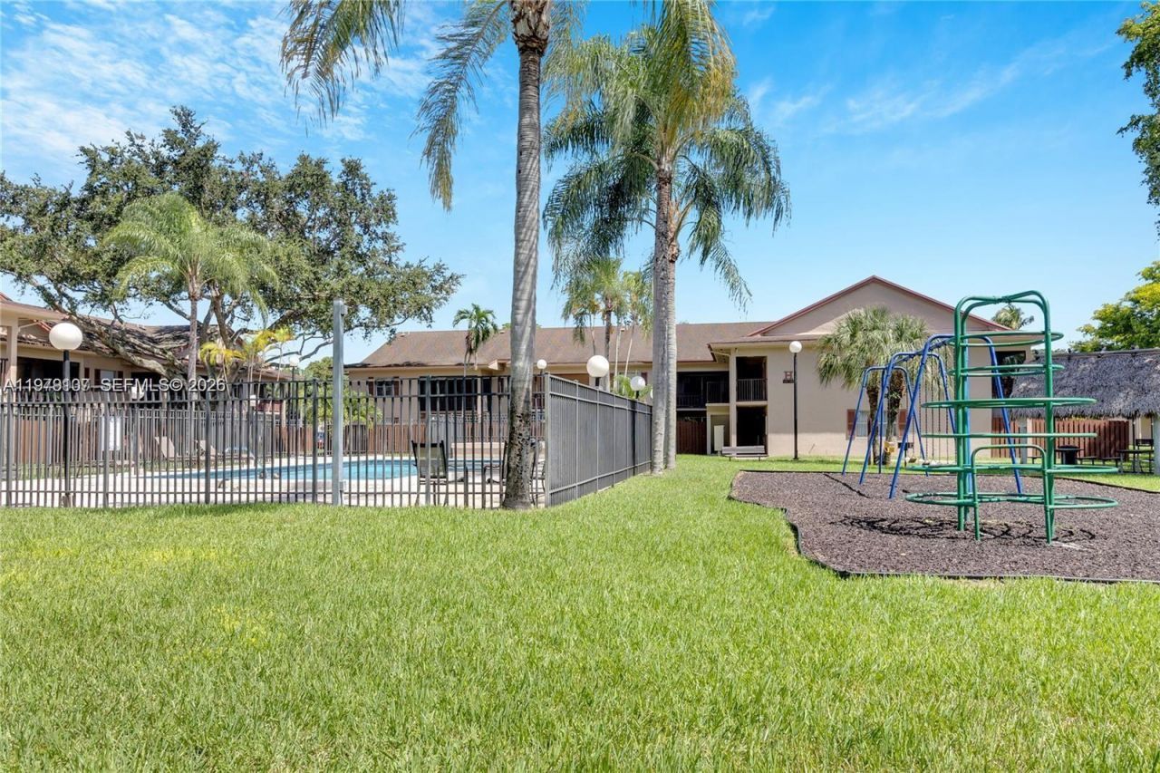 11273 SW 88 St , Unit 114J, Miami, FL 33176 Photo