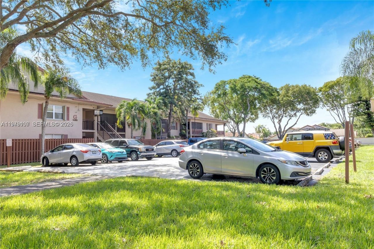 11273 SW 88 St , Unit 114J, Miami, FL 33176 Photo