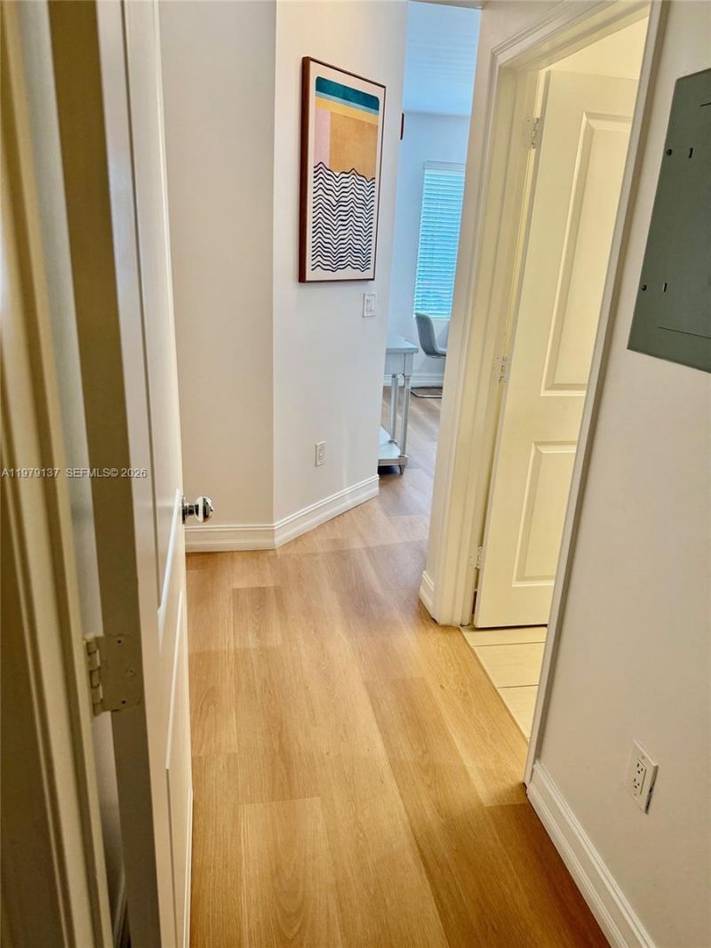 611 11th St, Unit 104, Miami Beach, FL 33139 Photo