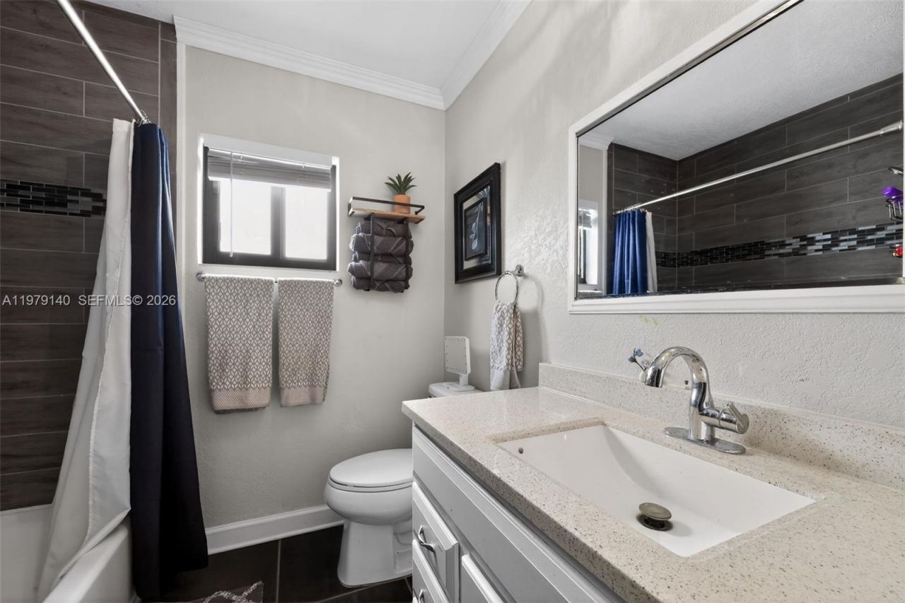 7525 Branch St, Hollywood, FL 33024 Photo