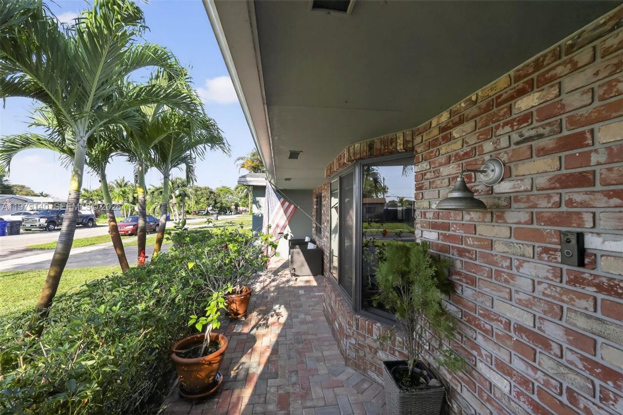 7525 Branch St, Hollywood, FL 33024 Photo