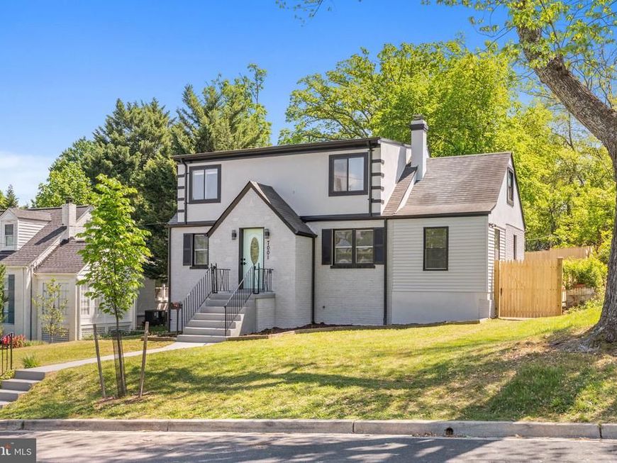 7001 Aspen Avenue, Takoma Park, MD 20912 Main Photo