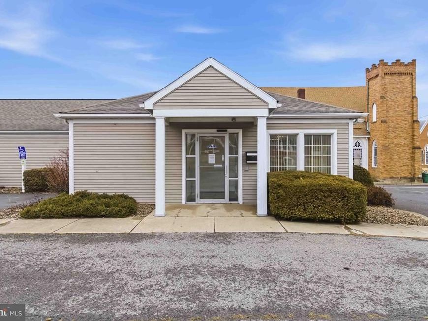 135 E 3rd Street , Mount Carmel, PA 17851 Main Photo