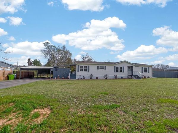 14560 Persimmon Creek Drive, Chandler, TX 75758