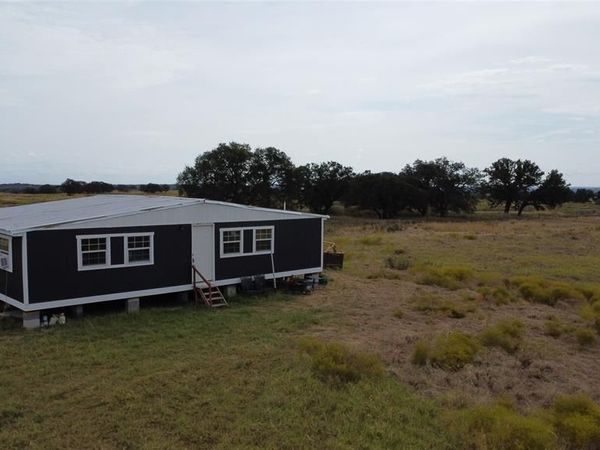 4315 CR 226 , San Saba, TX 76877