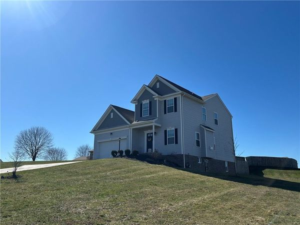 155 Heathfield Drive, Sarver, PA 16055