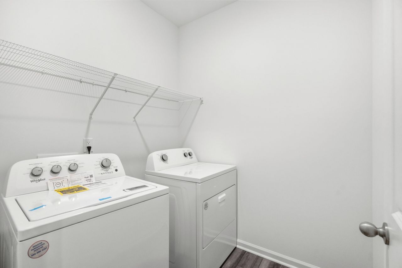 501 Silver Pidgeon St Photo 28