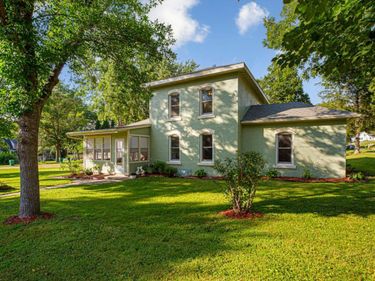 219 Davis Street, Le Sueur, MN 56058