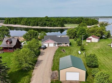 32406 Starland Shore Drive, Dent, MN 56528