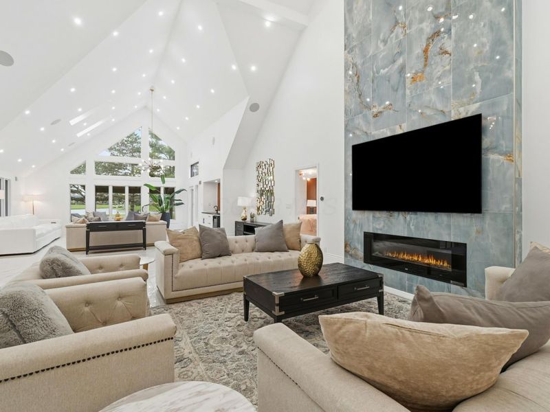 8661 Craigston Court, Dublin, OH 43017 Photo 3