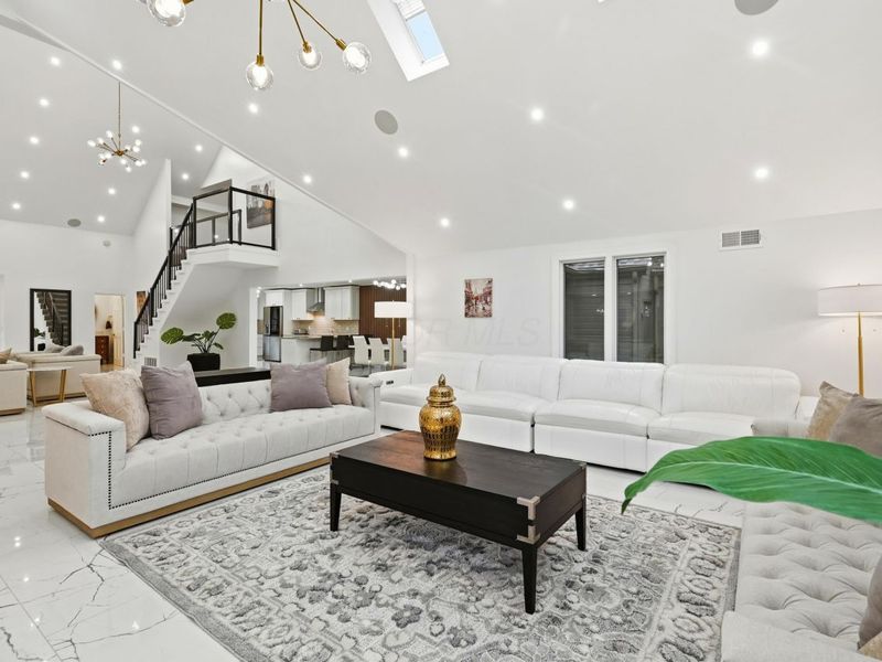 8661 Craigston Court, Dublin, OH 43017 Photo 8