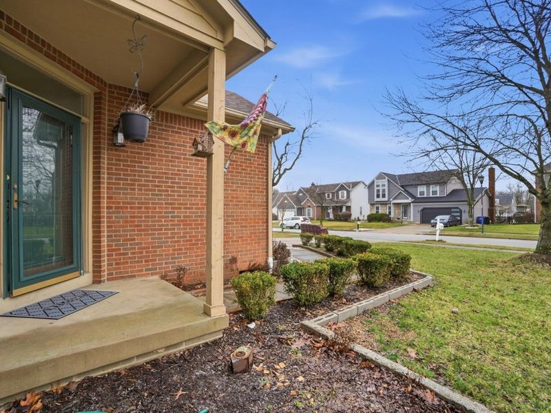 393 Canterbury Court, Westerville, OH 43082 Photo 10