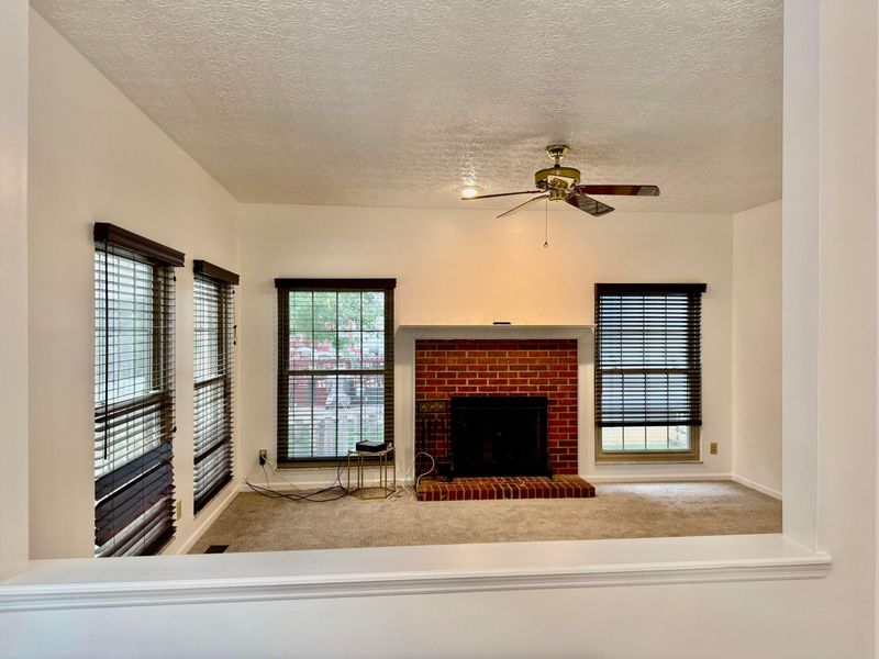 393 Canterbury Court, Westerville, OH 43082 Photo 11