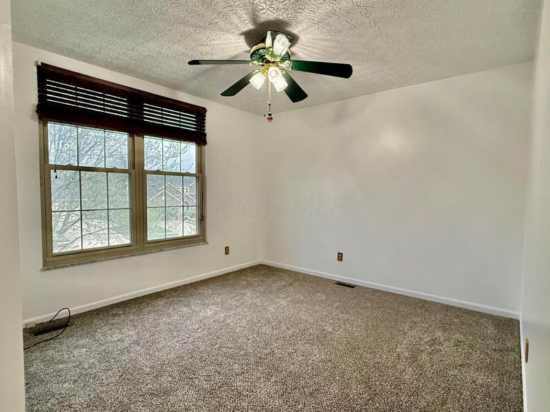 393 Canterbury Court, Westerville, OH 43082 Photo 24