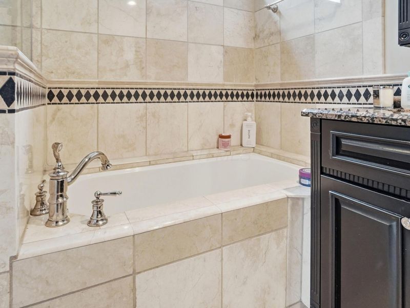 393 Canterbury Court, Westerville, OH 43082 Photo 28