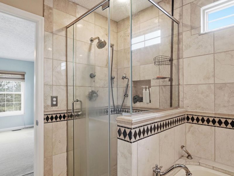 393 Canterbury Court, Westerville, OH 43082 Photo 29