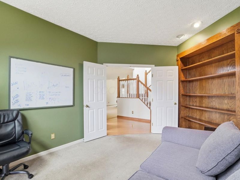 393 Canterbury Court, Westerville, OH 43082 Photo 32