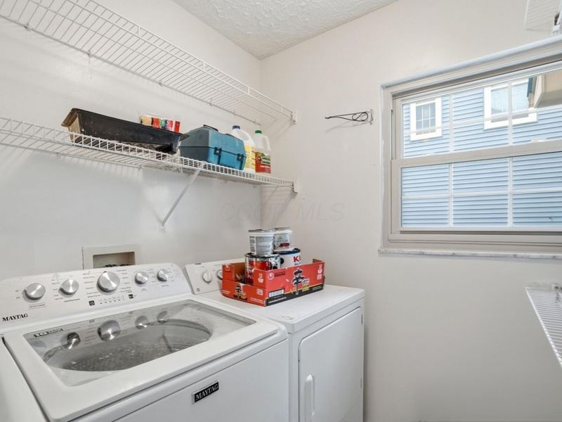 393 Canterbury Court, Westerville, OH 43082 Photo 34