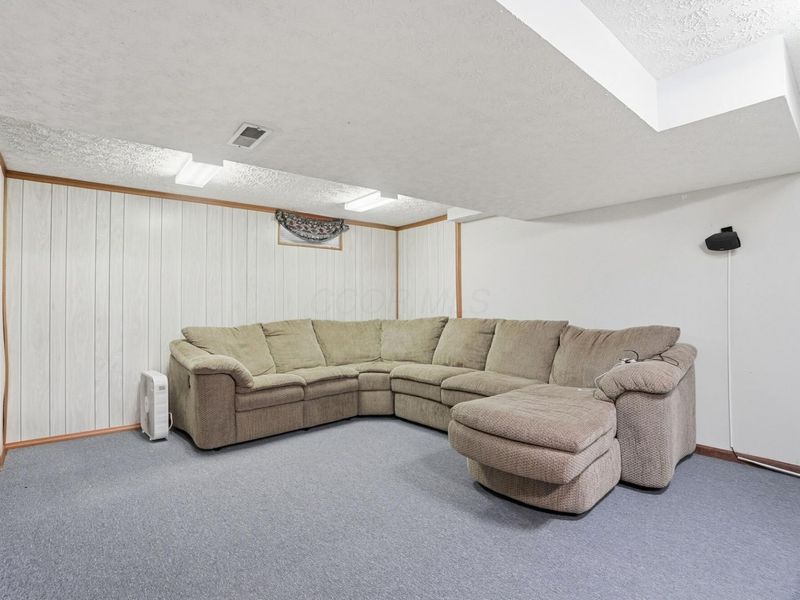 393 Canterbury Court, Westerville, OH 43082 Photo 38