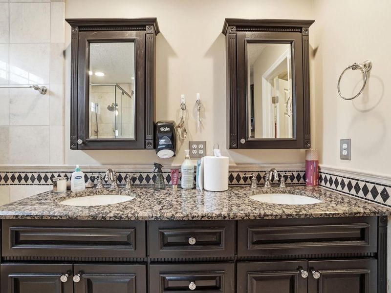 393 Canterbury Court, Westerville, OH 43082 Photo 40