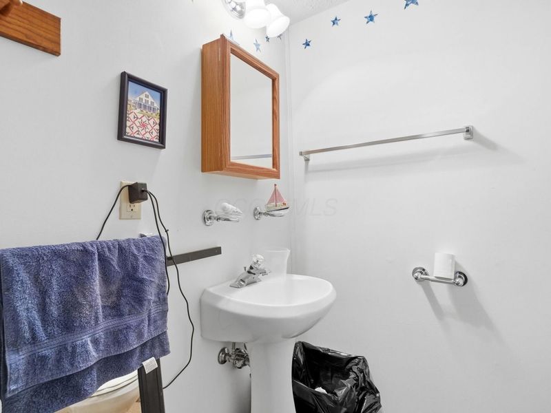 393 Canterbury Court, Westerville, OH 43082 Photo 41