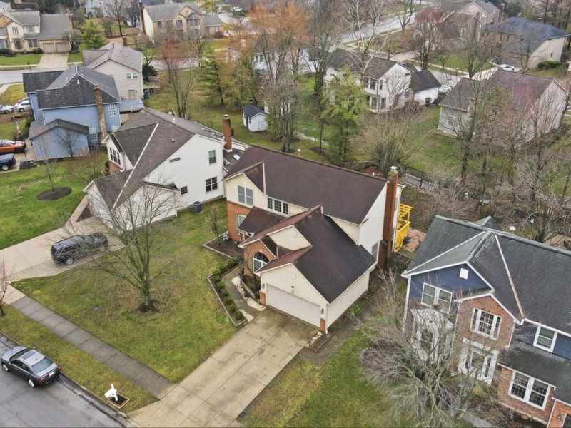 393 Canterbury Court, Westerville, OH 43082 Photo 5