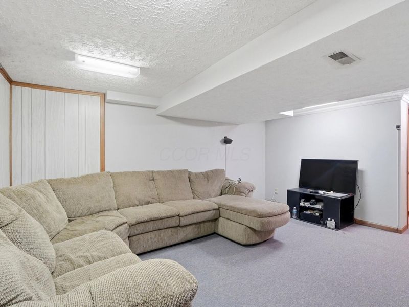 393 Canterbury Court, Westerville, OH 43082 Photo 59