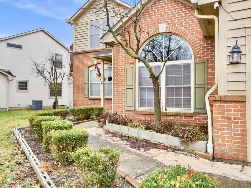 393 Canterbury Court, Westerville, OH 43082 Photo 7