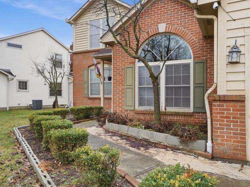 393 Canterbury Court, Westerville, OH 43082 Photo 8