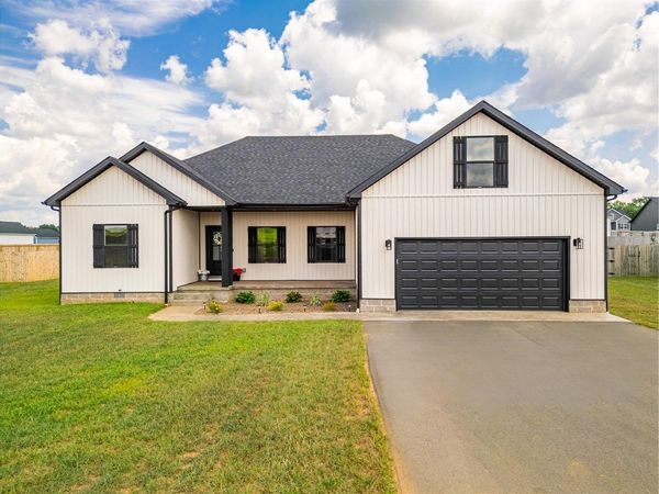 111 Planters Way , Auburn, KY 42206