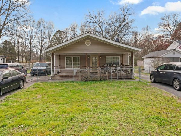 1762 E Boy Scout Road, Hixson, TN 37343