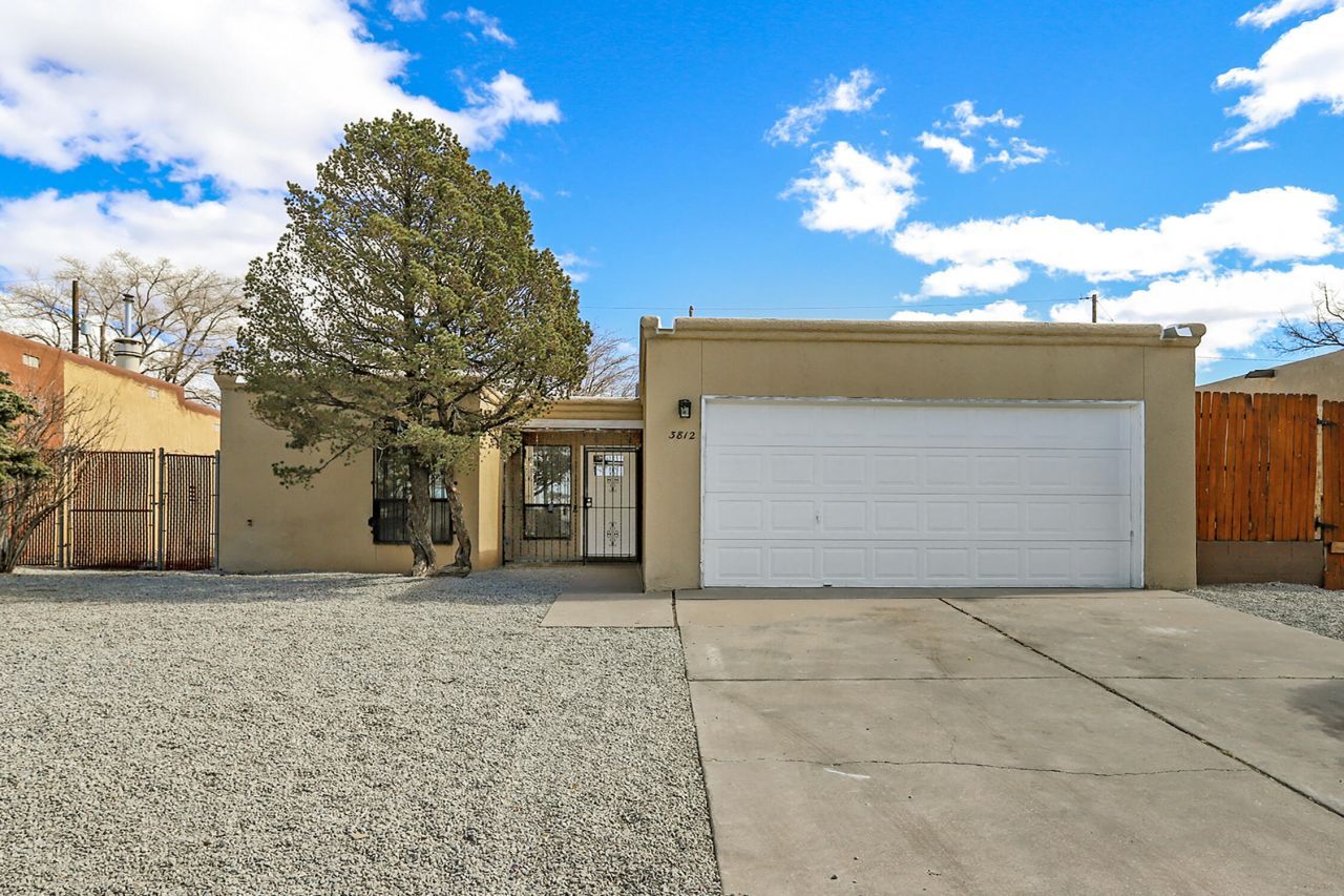 3812 Lafayette Drive Ne, Albuquerque, NM 87107 Main Photo