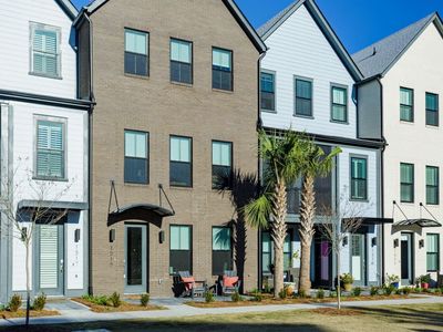 1515 Martel Street, Unit C-4, Mount Pleasant, SC 29464