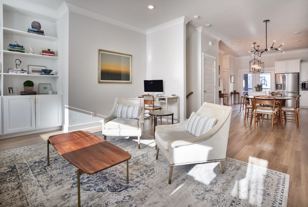 1515 Martel Street Photo 11