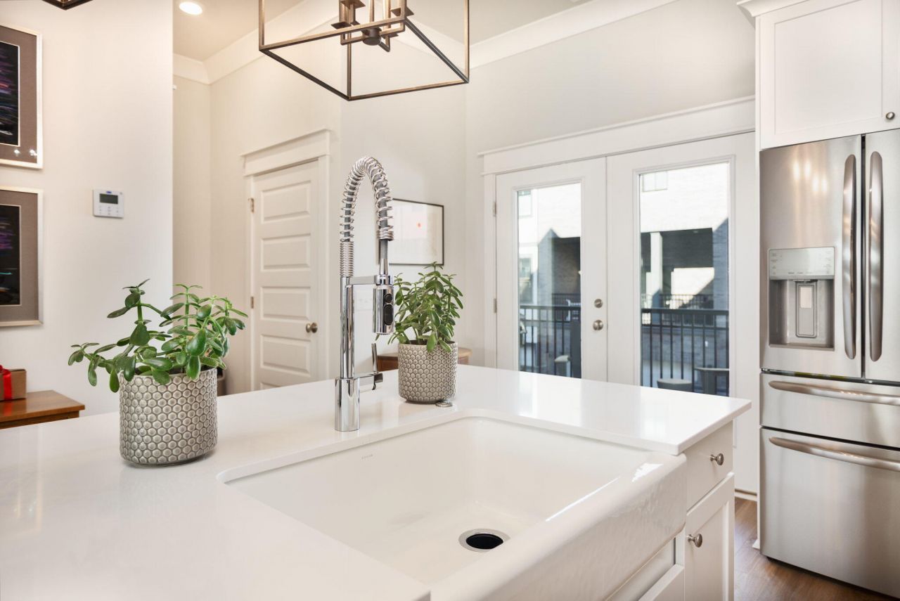 1515 Martel Street Photo 15